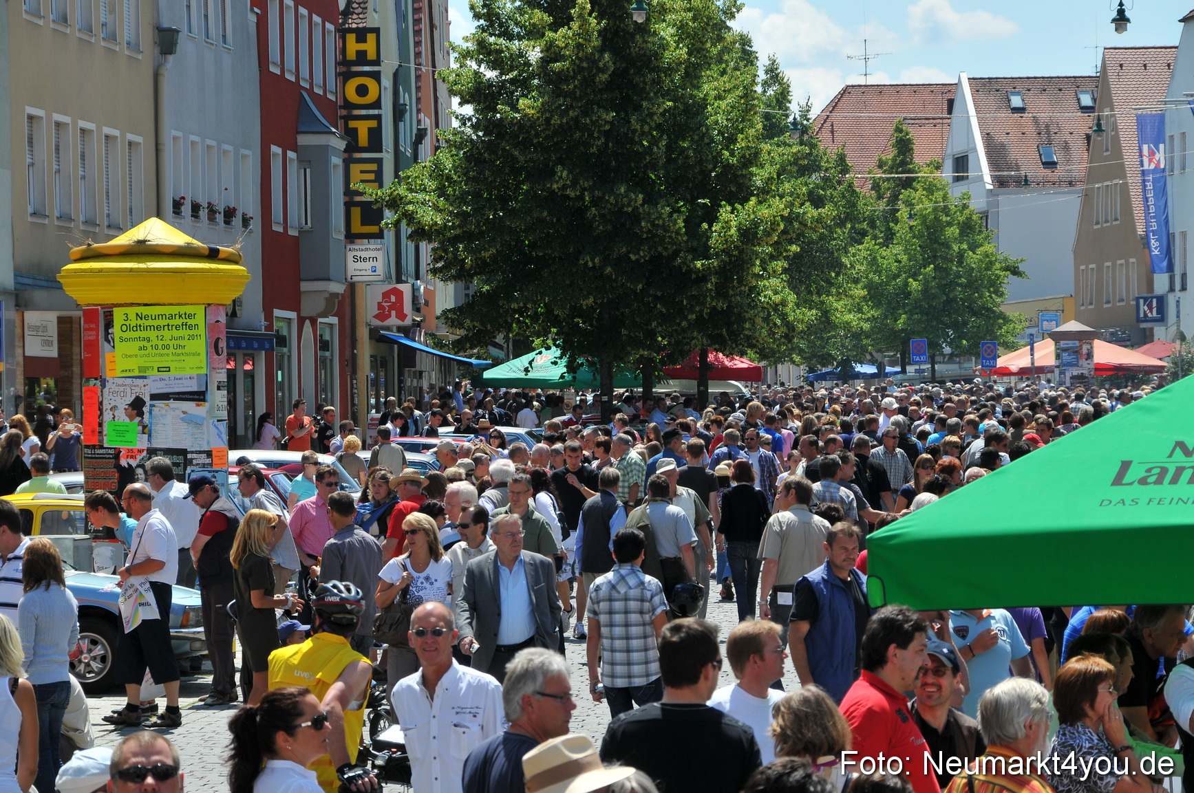 Oldtimertreffen Ausstellung Neumarkt 120611 0196