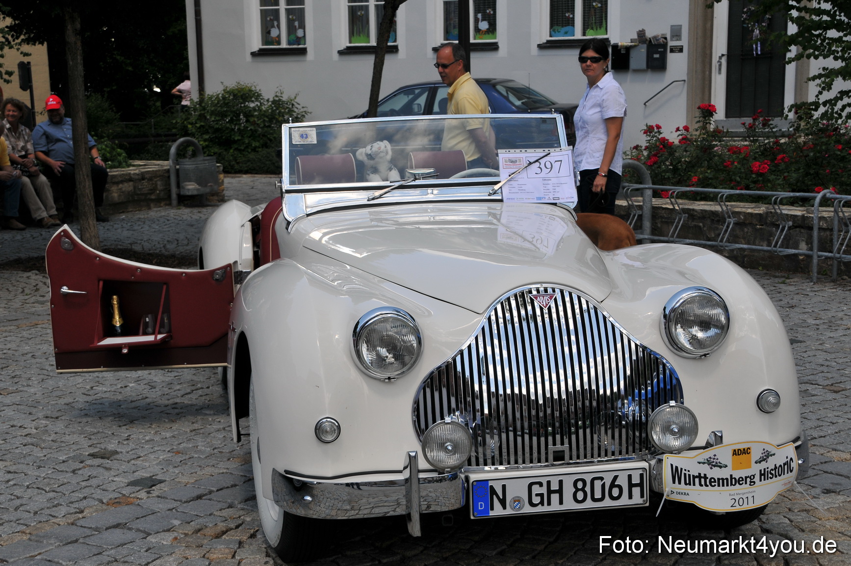 Oldtimertreffen Ausstellung Neumarkt 120611 0208
