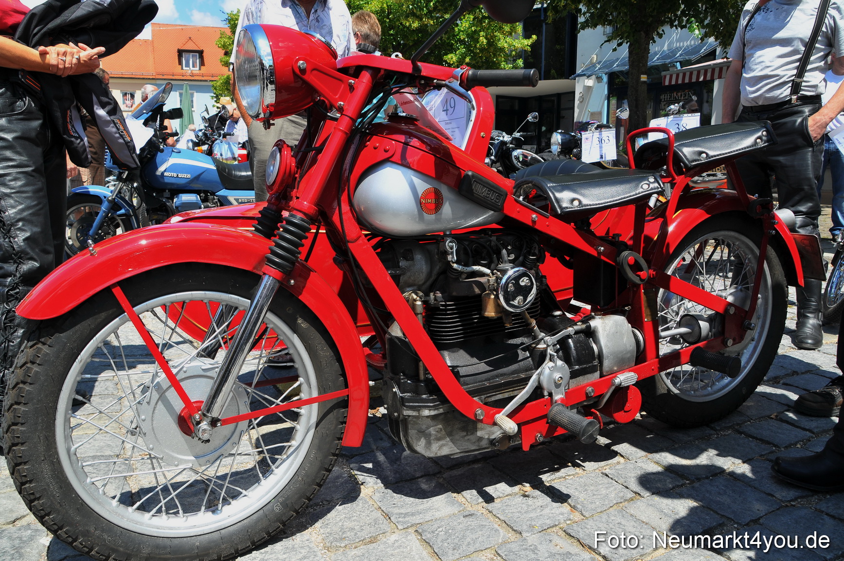 Oldtimertreffen Ausstellung Neumarkt 120611 0218