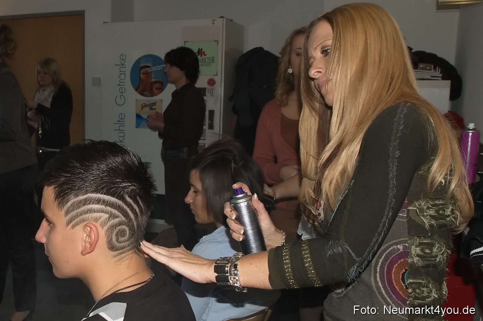 Show 383 061111 0005