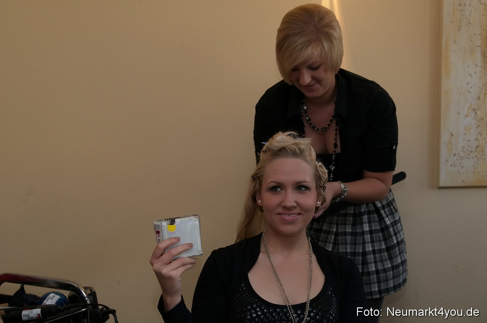 Show 383 061111 0007