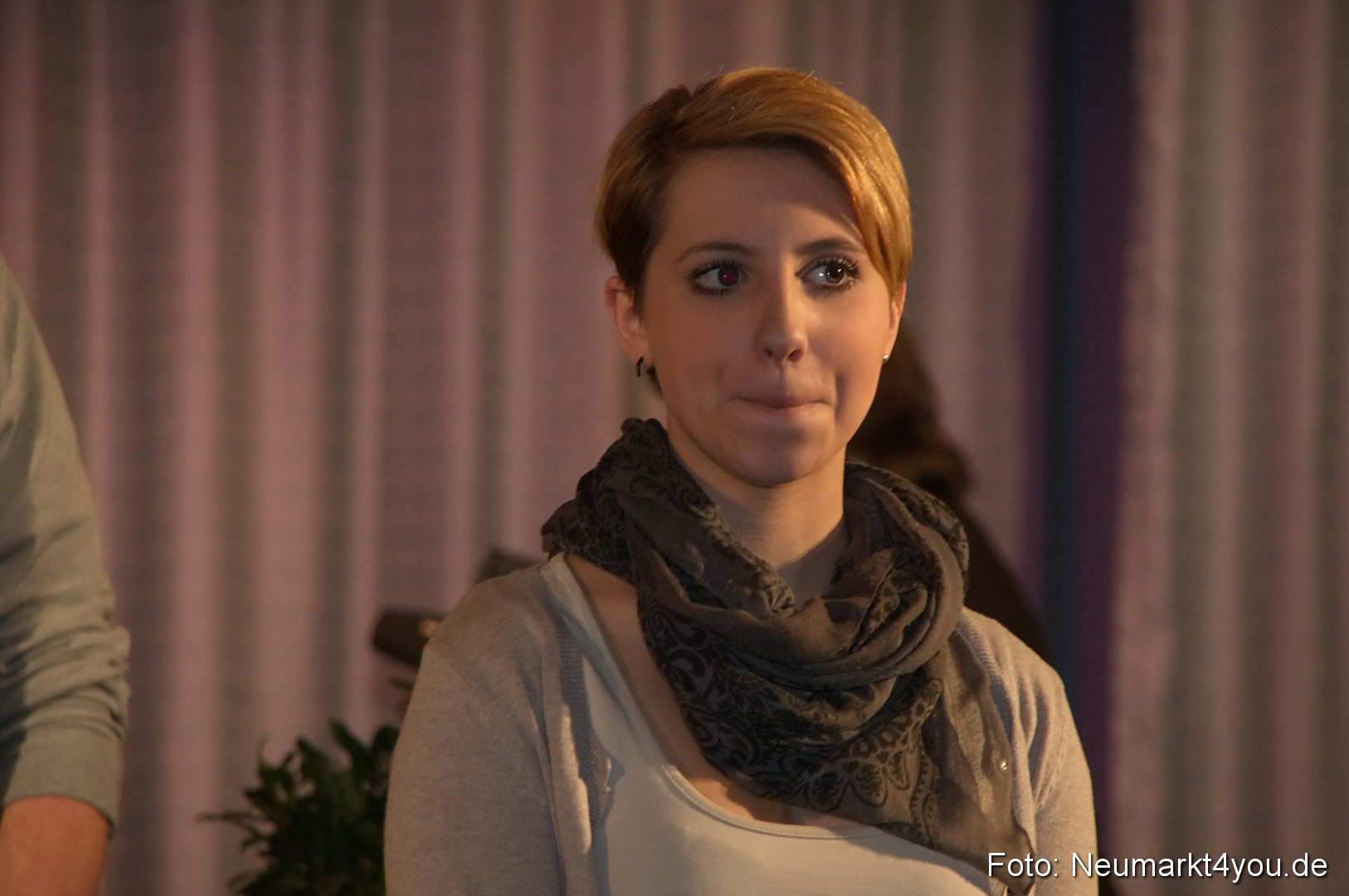 Show 383 061111 0030