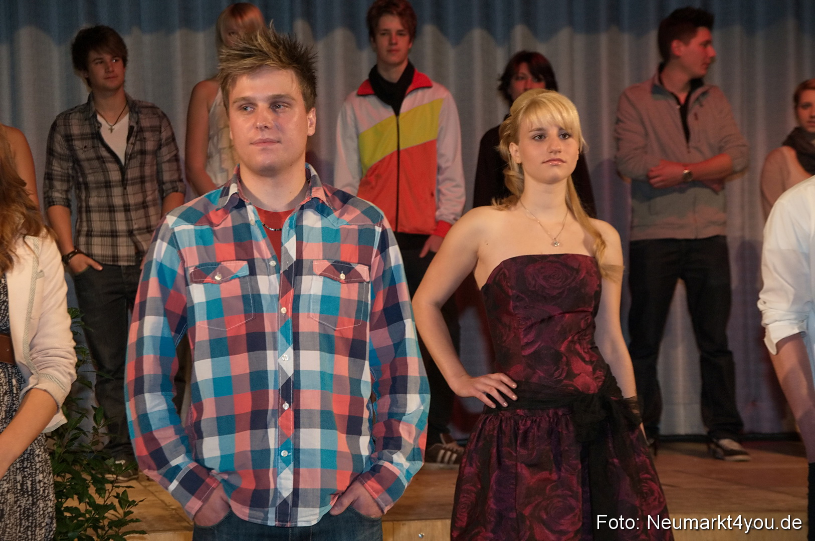 Show 383 061111 0035