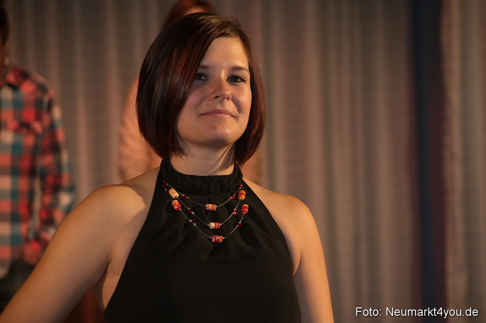 Show 383 061111 0039