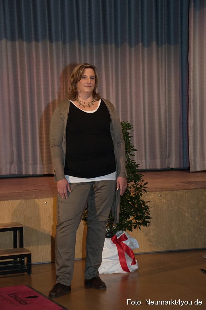 Show 383 061111 0056