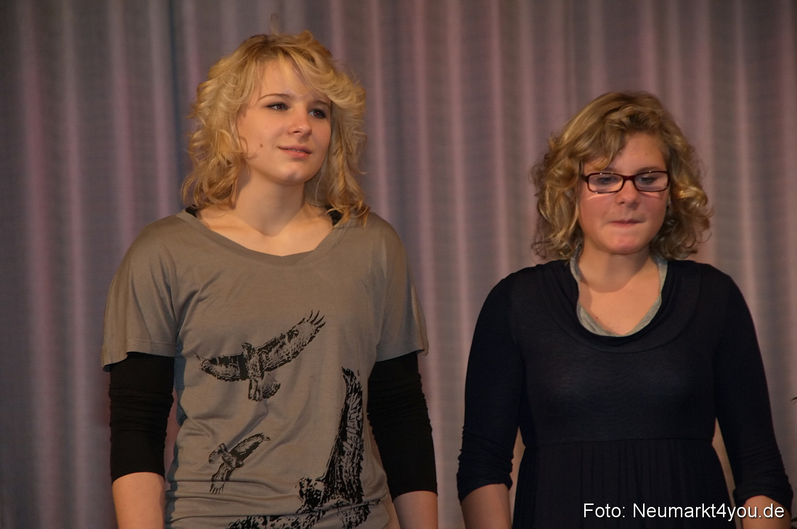 Show 383 061111 0083