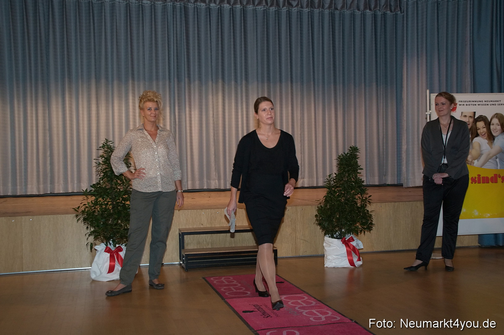 Show 383 061111 0086