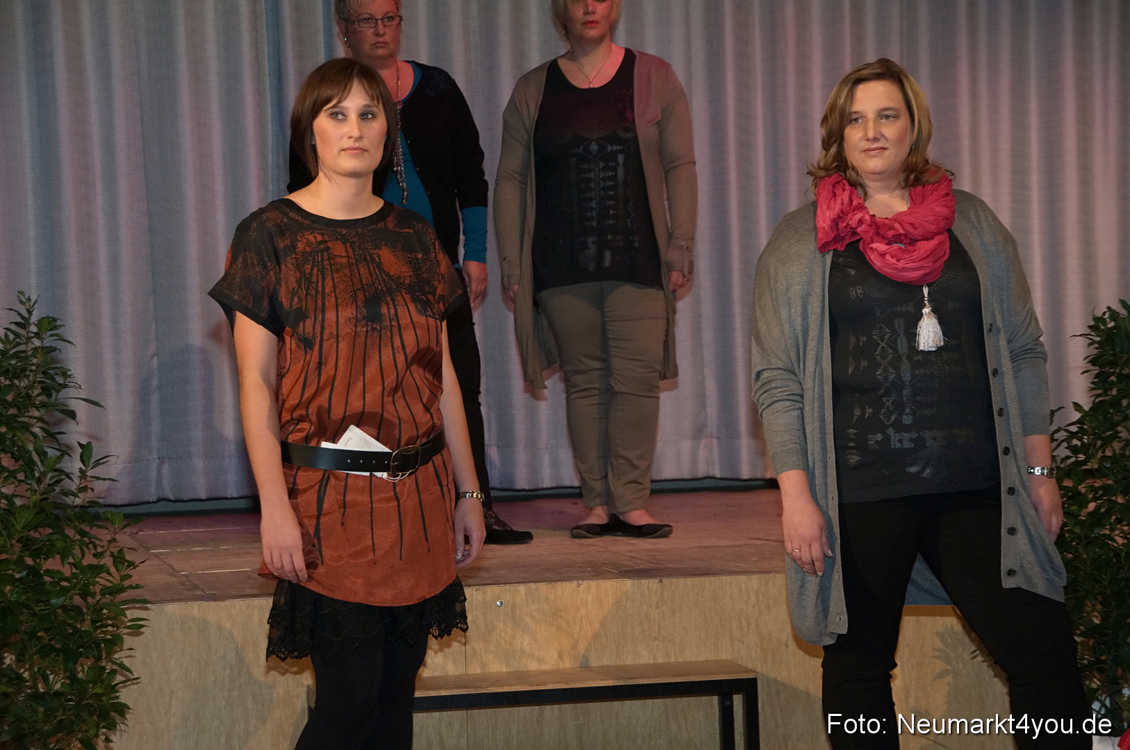 Show 383 061111 0091