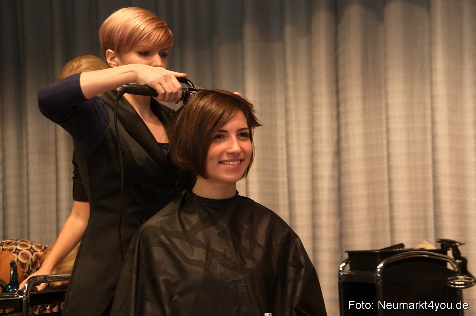 Show 383 061111 0096