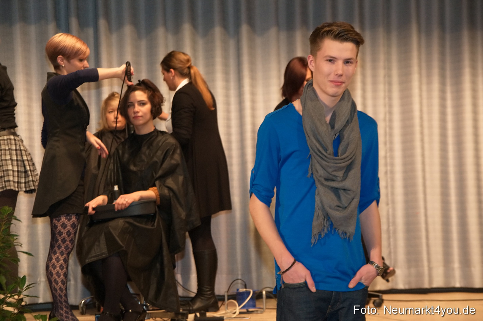 Show 383 061111 0110