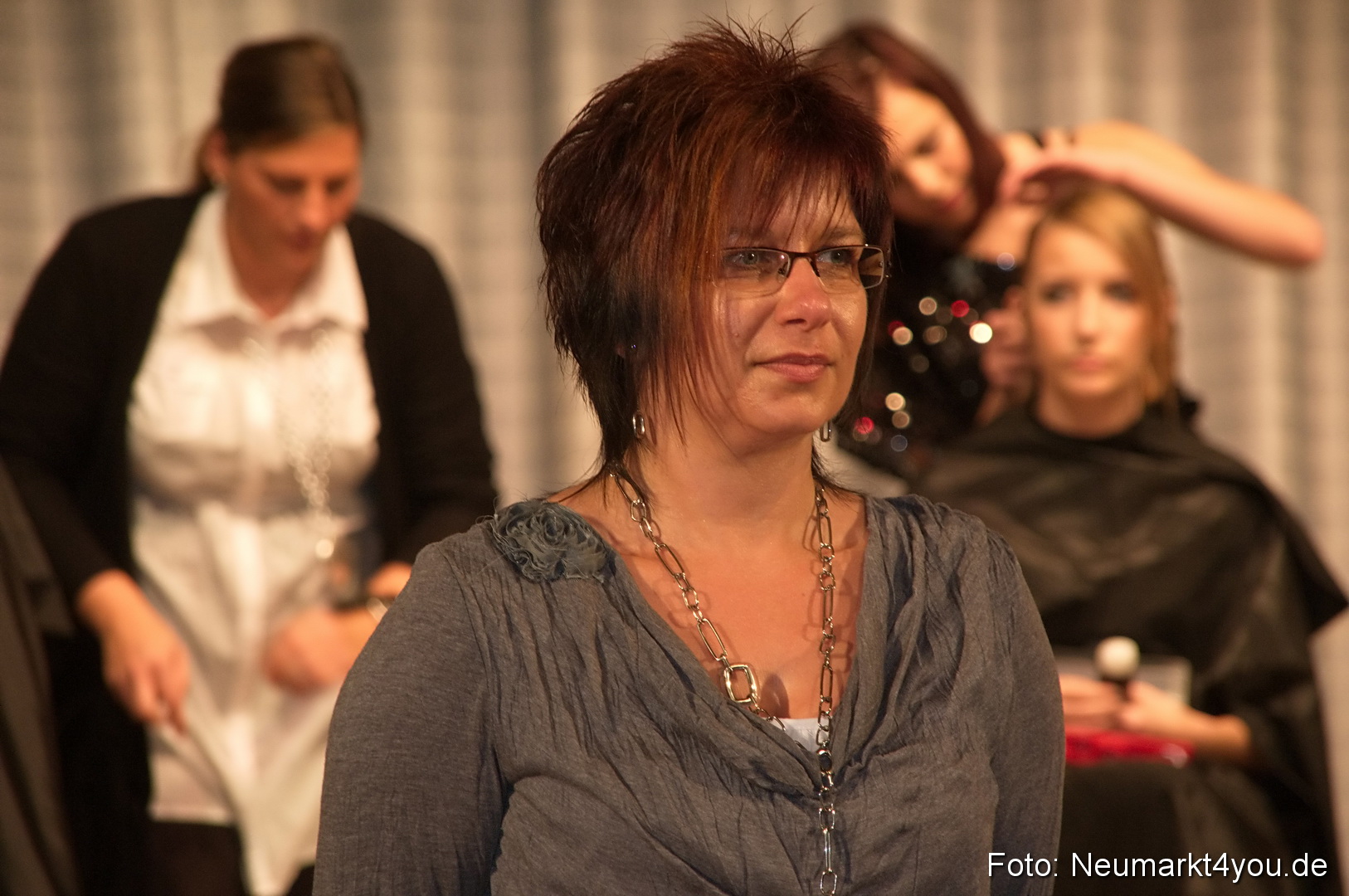 Show 383 061111 0113