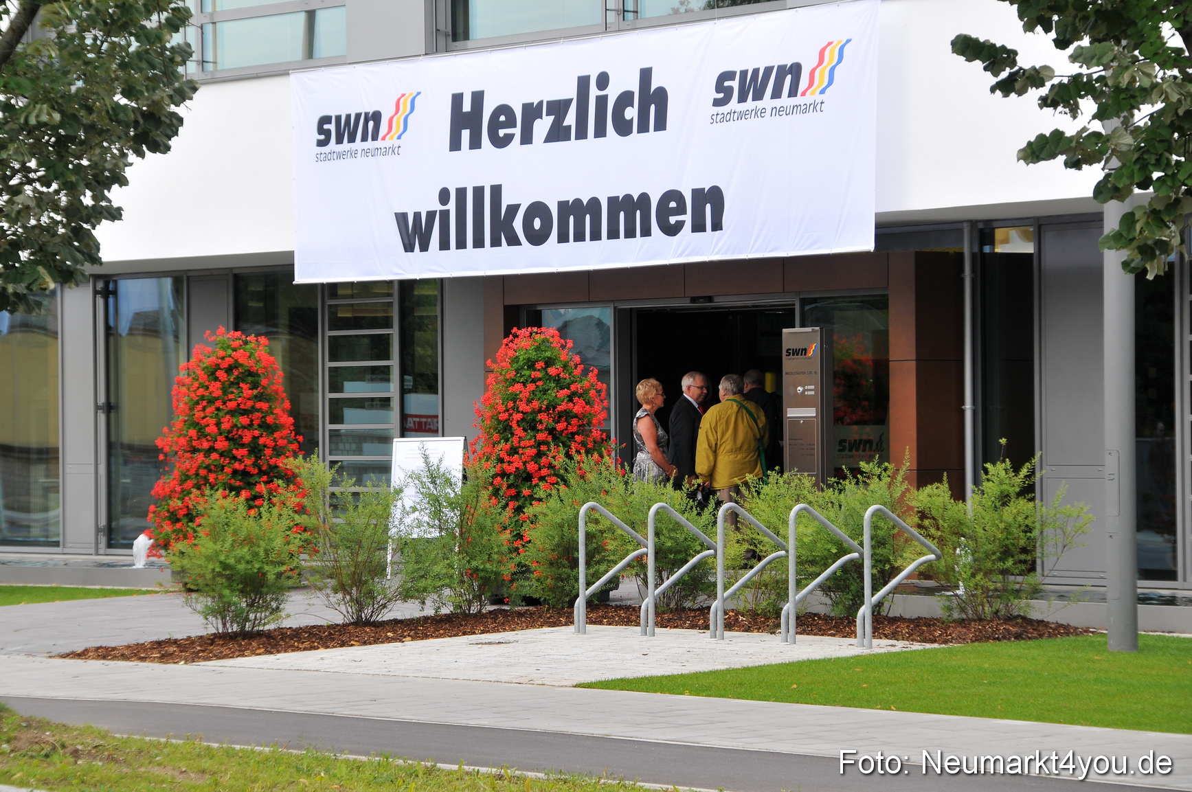 Einweihung Stadtwerke Neumarkt 230711 0001