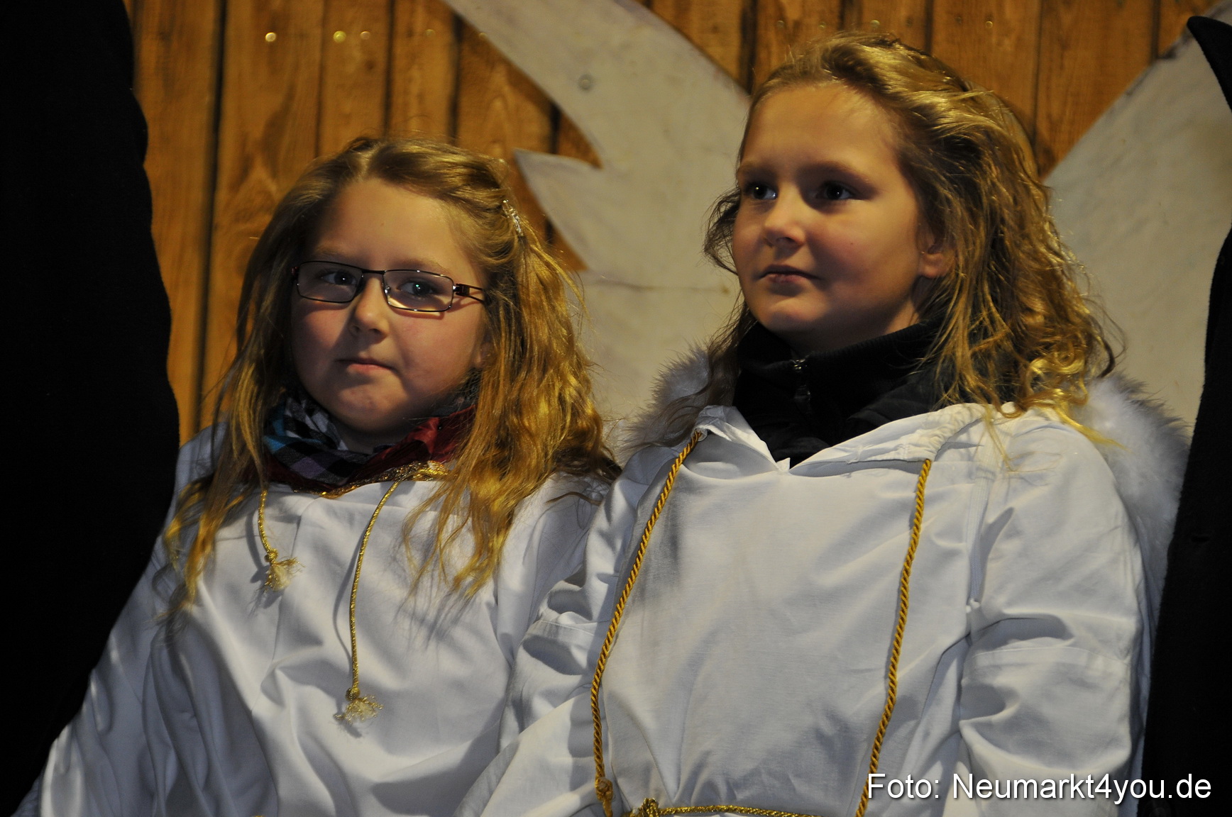 Weihnachtsmarkt Neumarkt 241111 0010