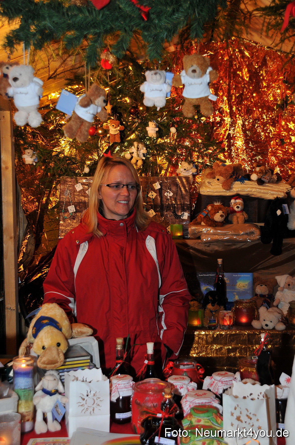 Weihnachtsmarkt Neumarkt 241111 0042