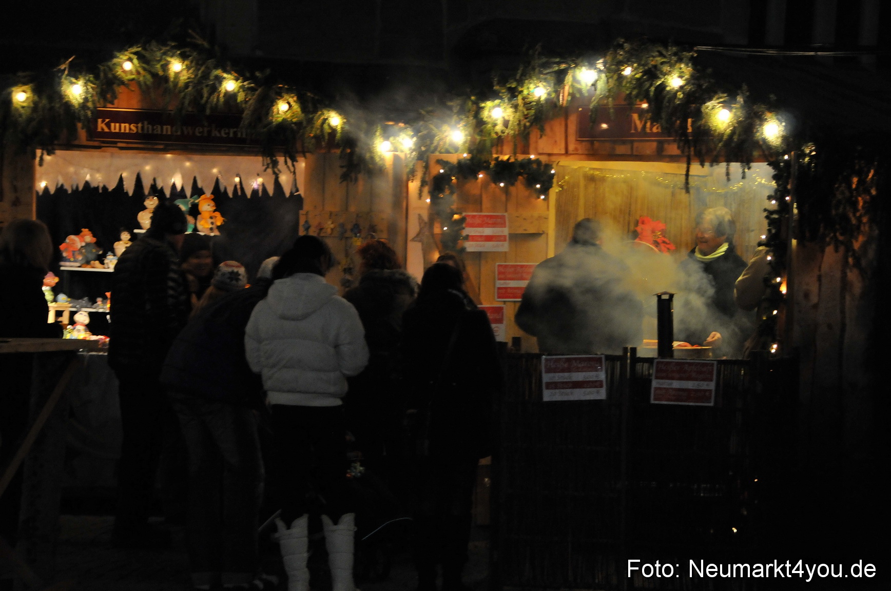 Weihnachtsmarkt Neumarkt 241111 0063