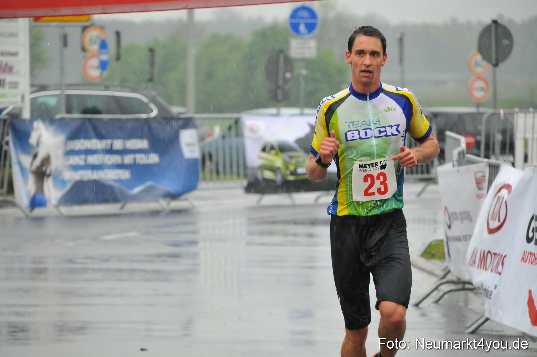 Gerhart und Jaenig Fitnesslauf 060512 0132