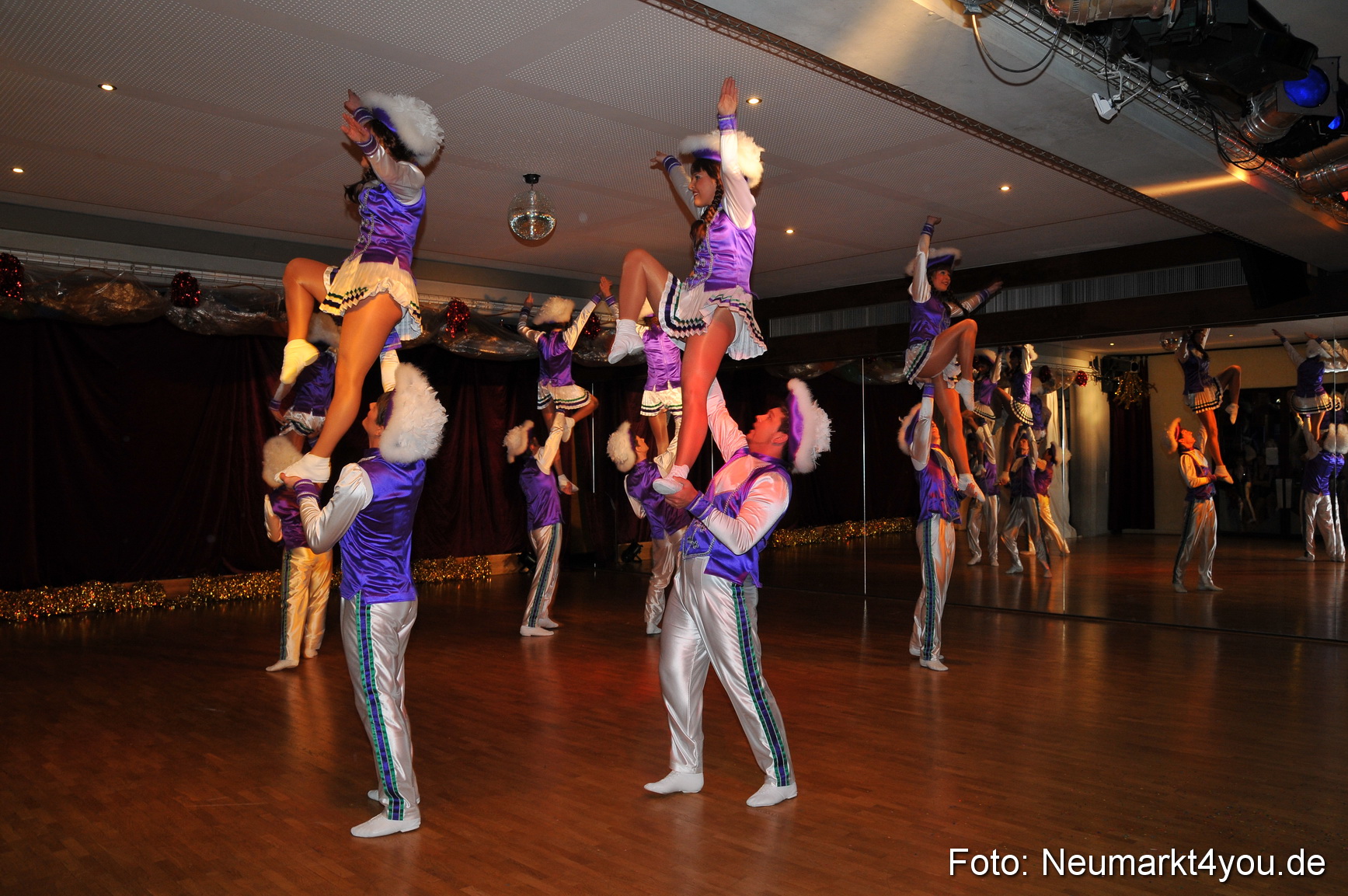 Maskenball Centrum 030212 0048