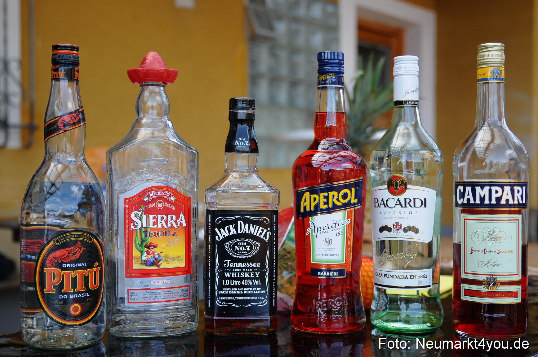 Open Air Kish Postbauer Heng 2012