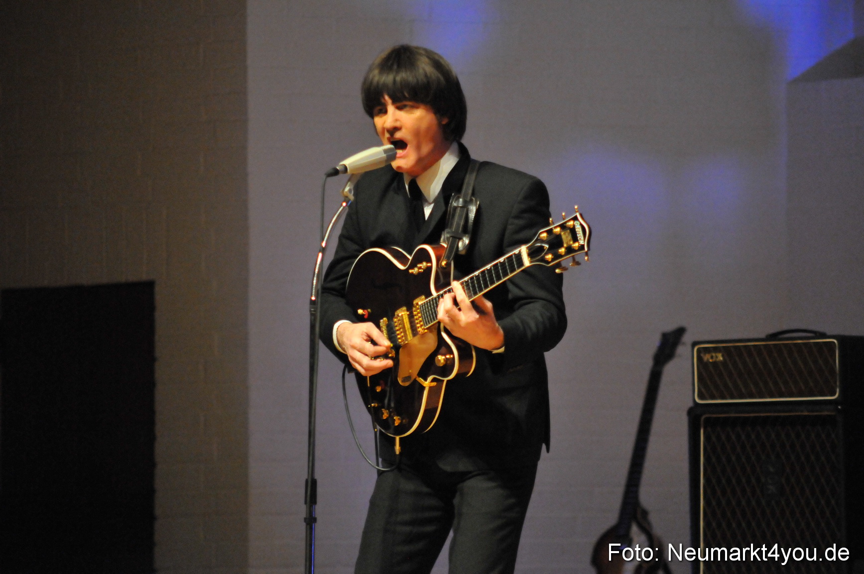 The Cavern Beatles 040211 0010