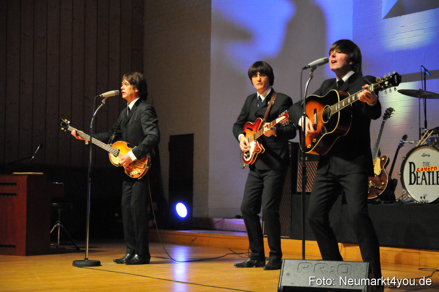 The Cavern Beatles 040211 0025