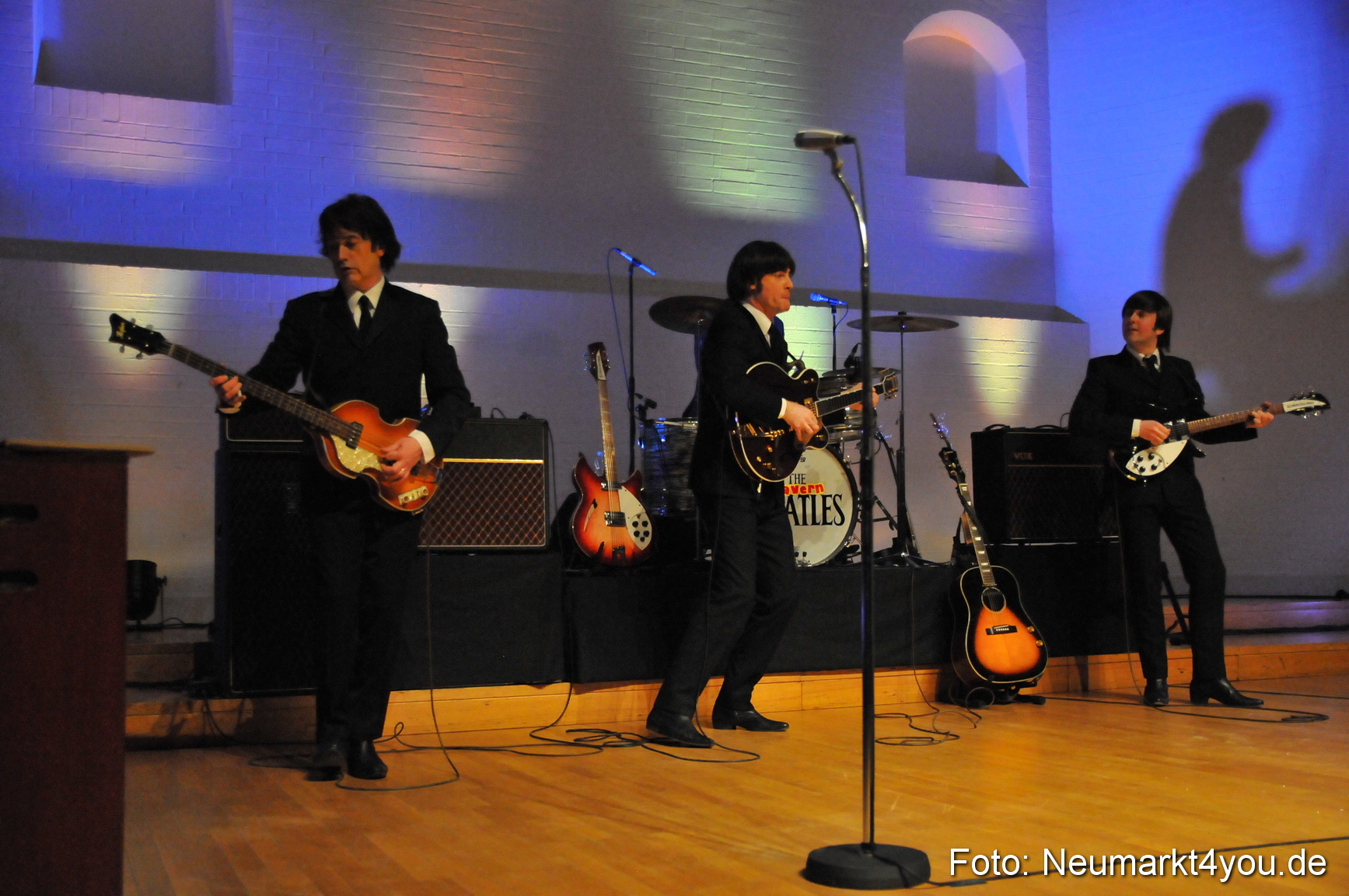 The Cavern Beatles 040211 0032