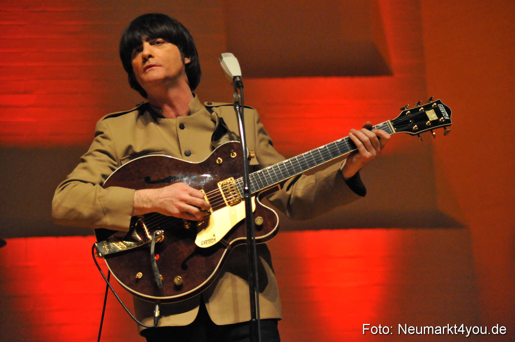 The Cavern Beatles 040211 0043