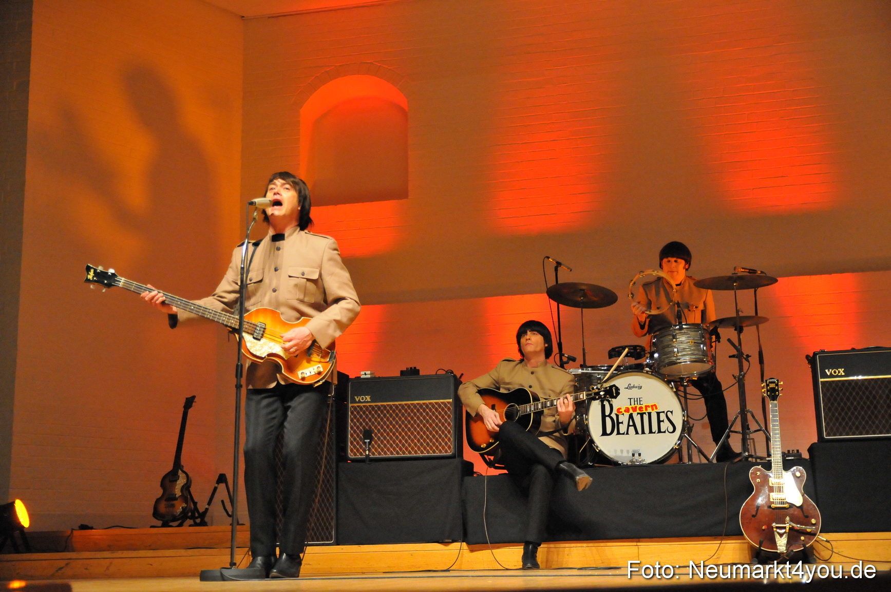 The Cavern Beatles 040211 0045