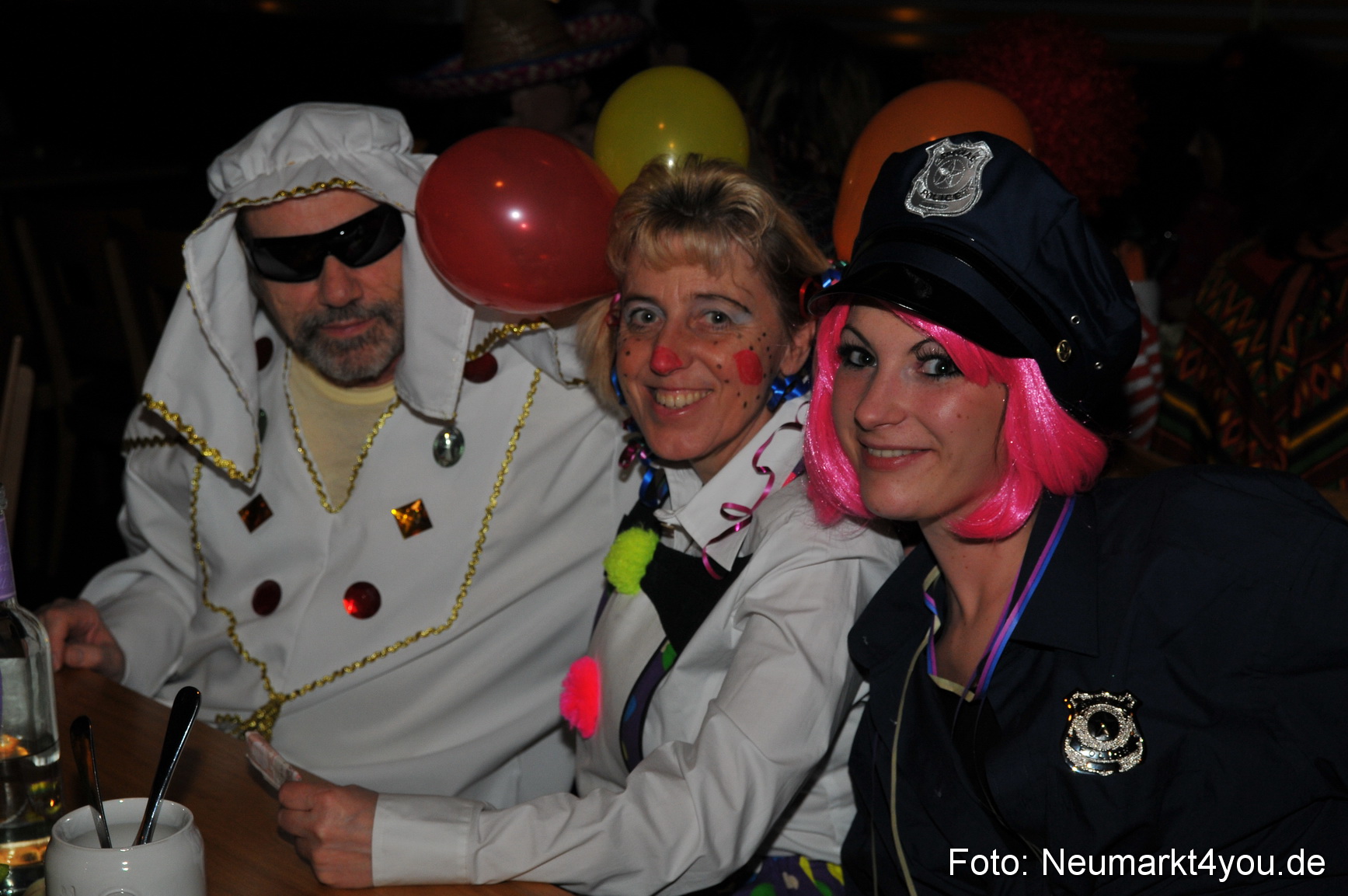 Weiberfasching Neumarkt 160212 0009