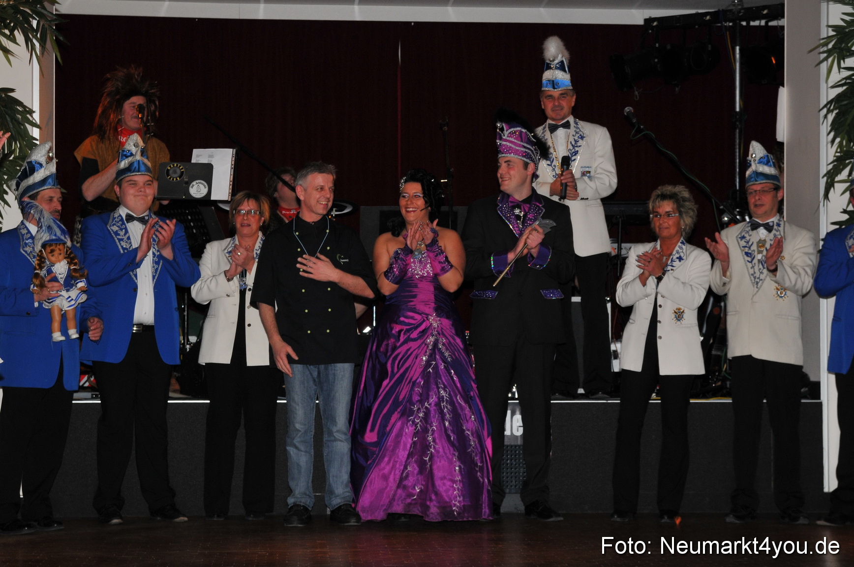 Weiberfasching Neumarkt 160212 0026