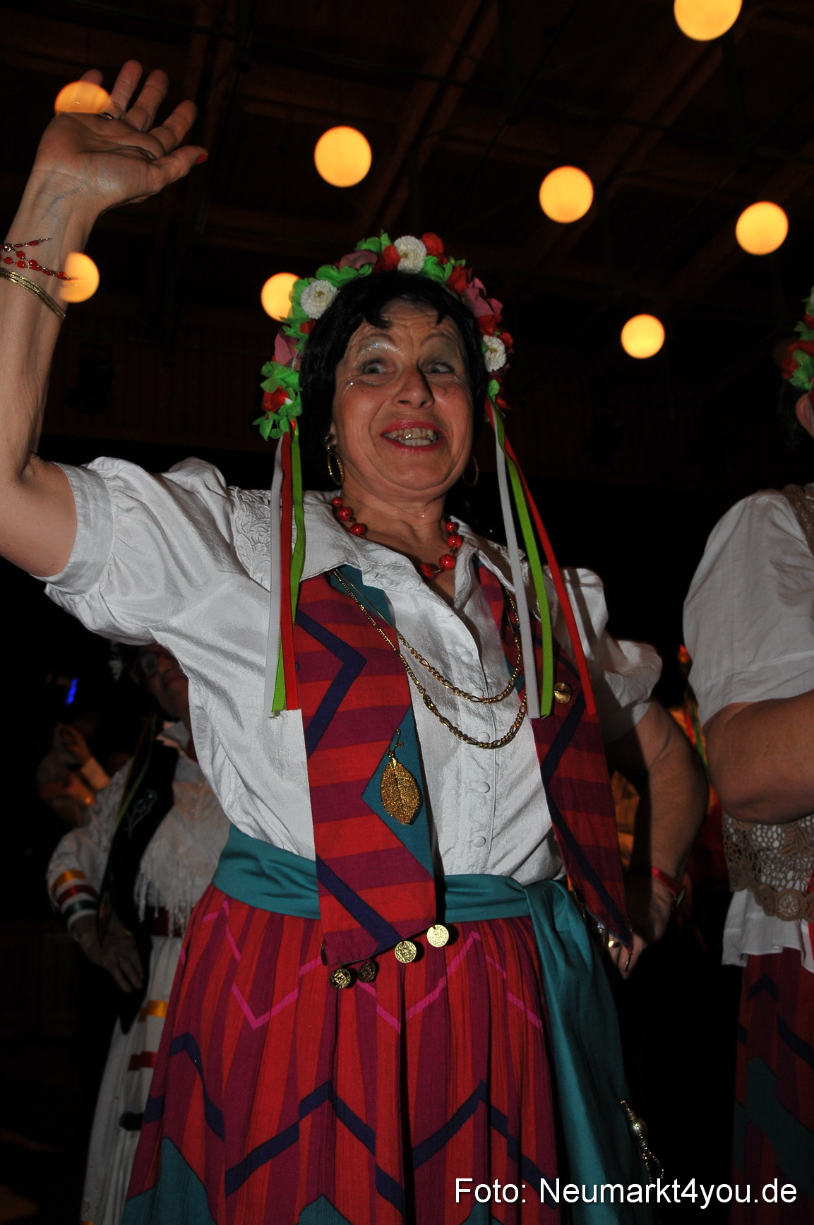 Weiberfasching Neumarkt 160212 0036