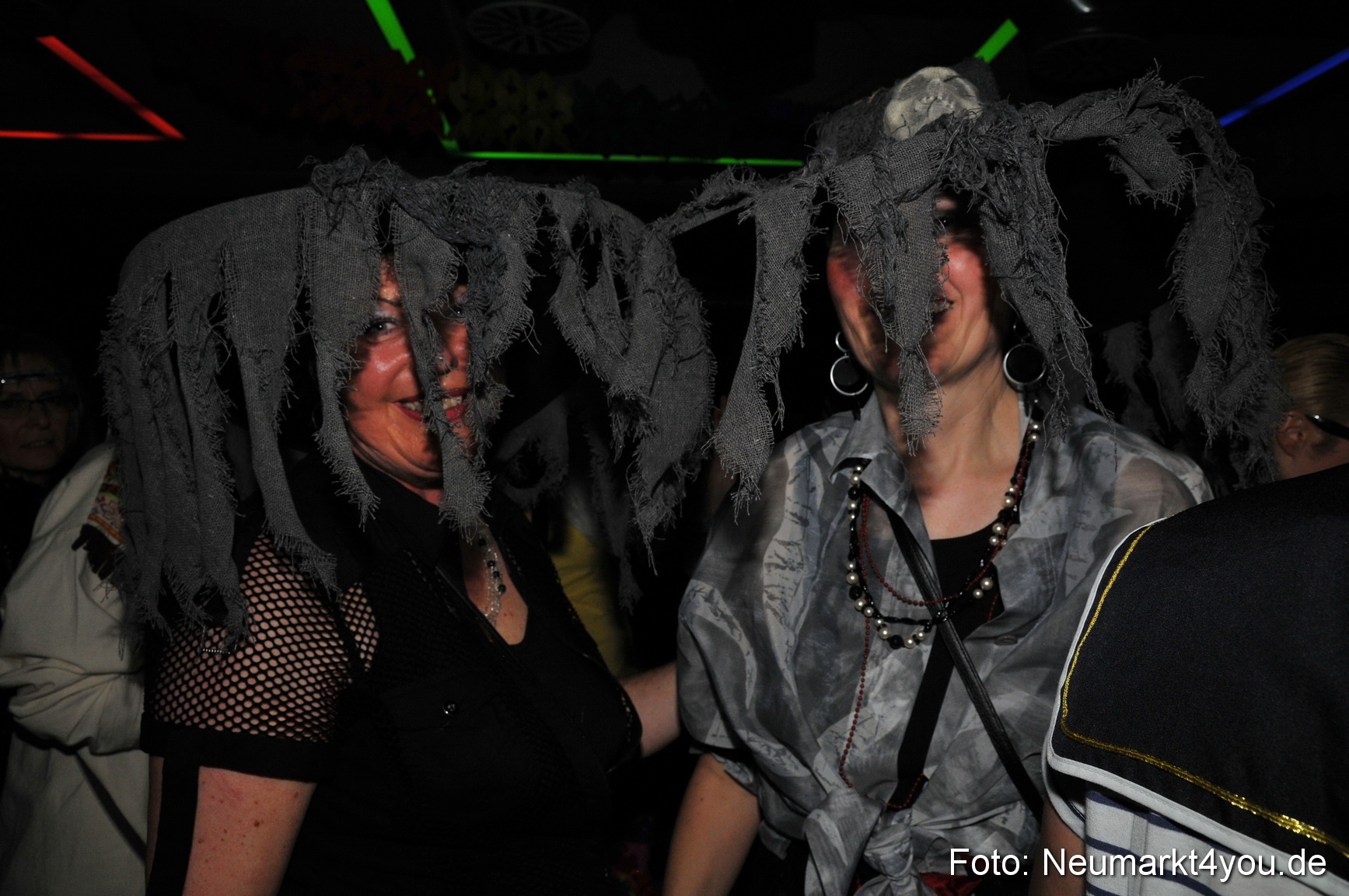 Weiberfasching Neumarkt 160212 0060