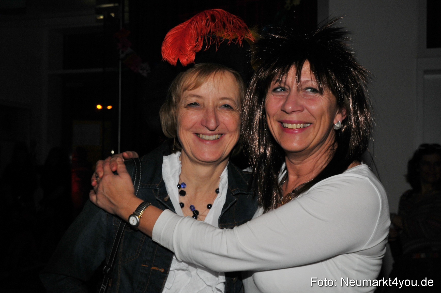 Weiberfasching Neumarkt 160212 0071