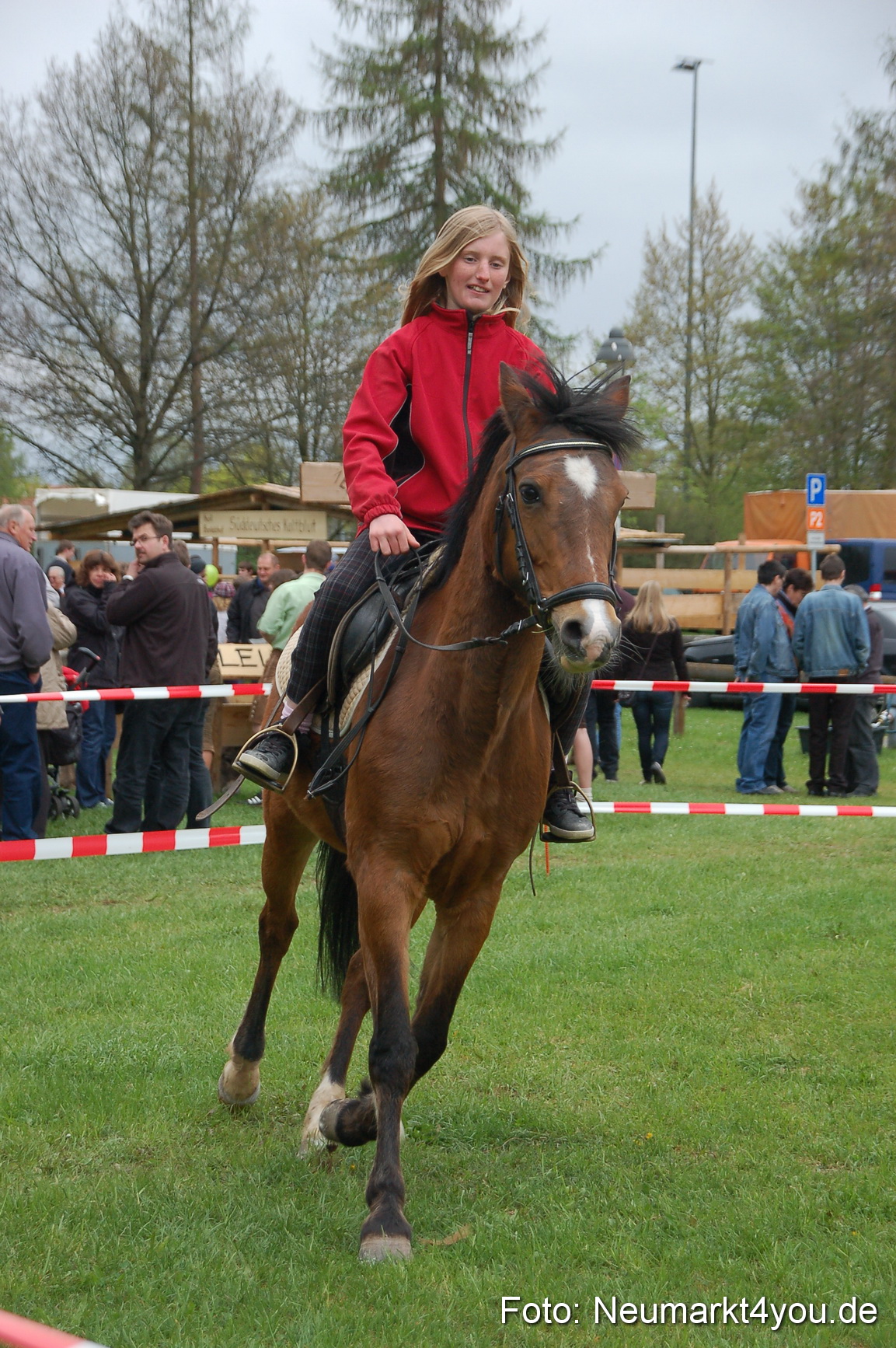 Eselrennen Fruehlingsfest 280413 0001