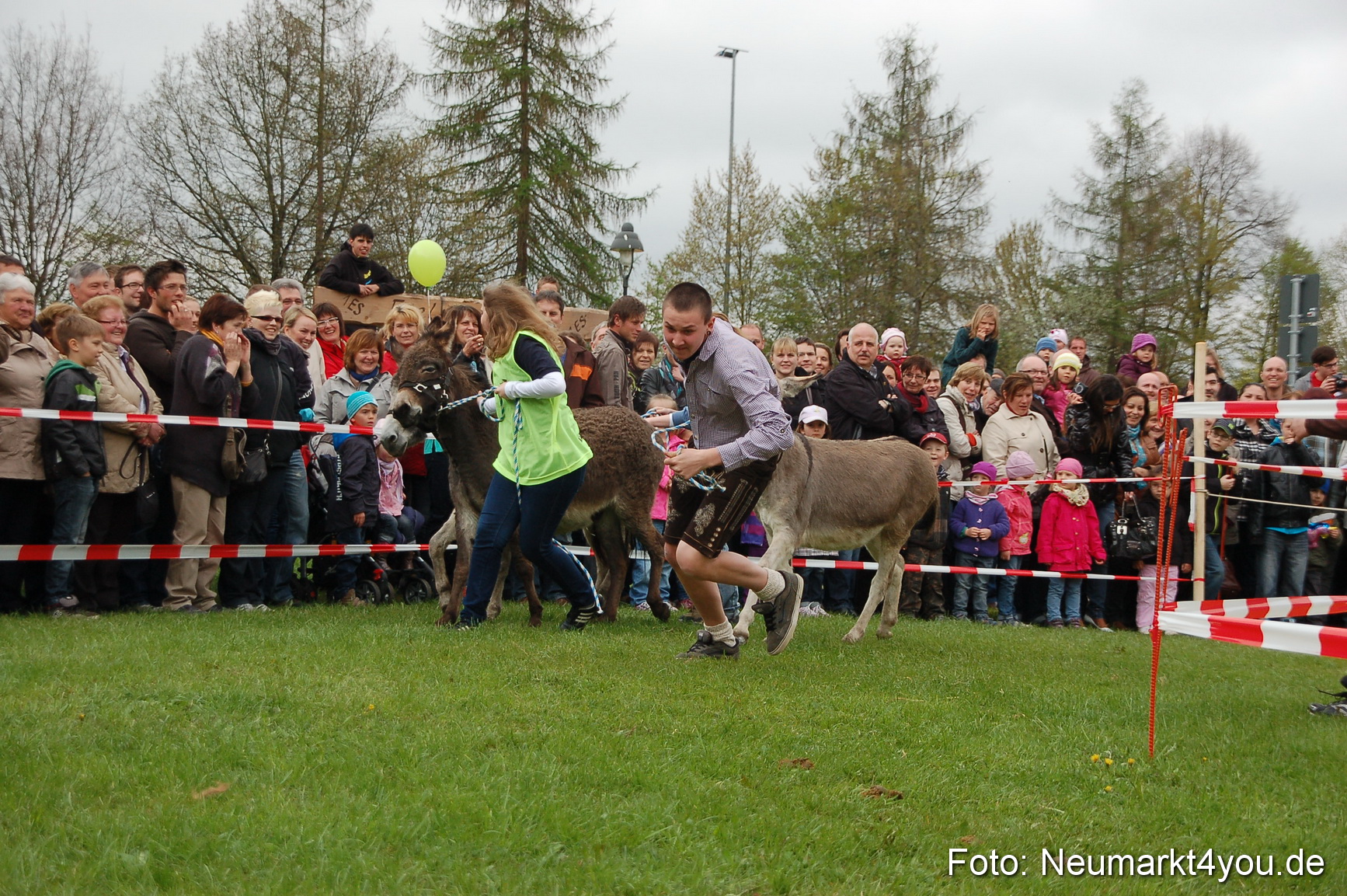 Eselrennen Fruehlingsfest 280413 0022