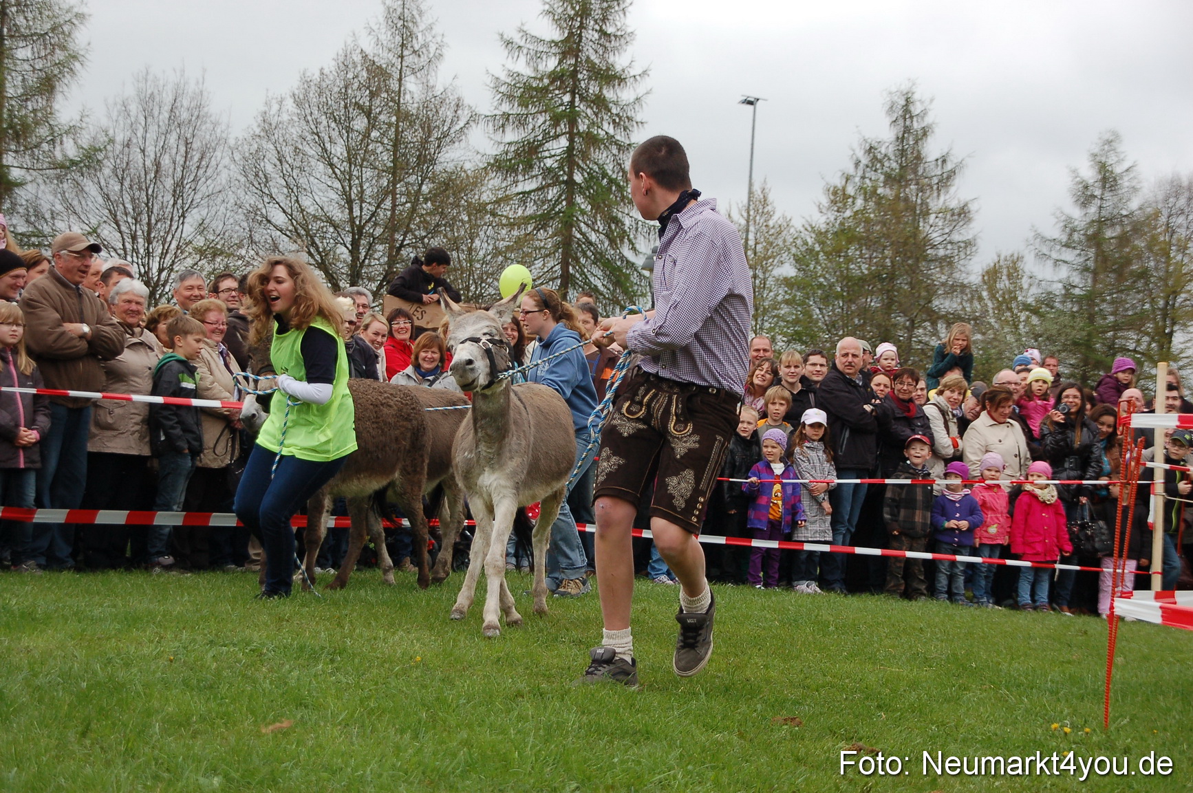 Eselrennen Fruehlingsfest 280413 0023