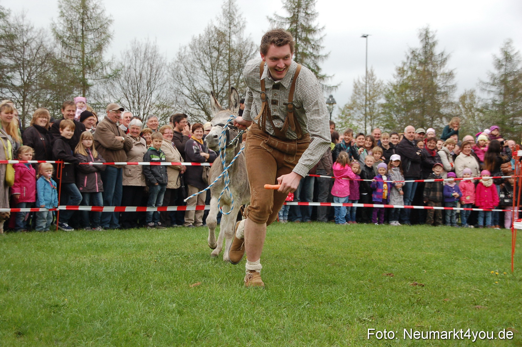 Eselrennen Fruehlingsfest 280413 0031