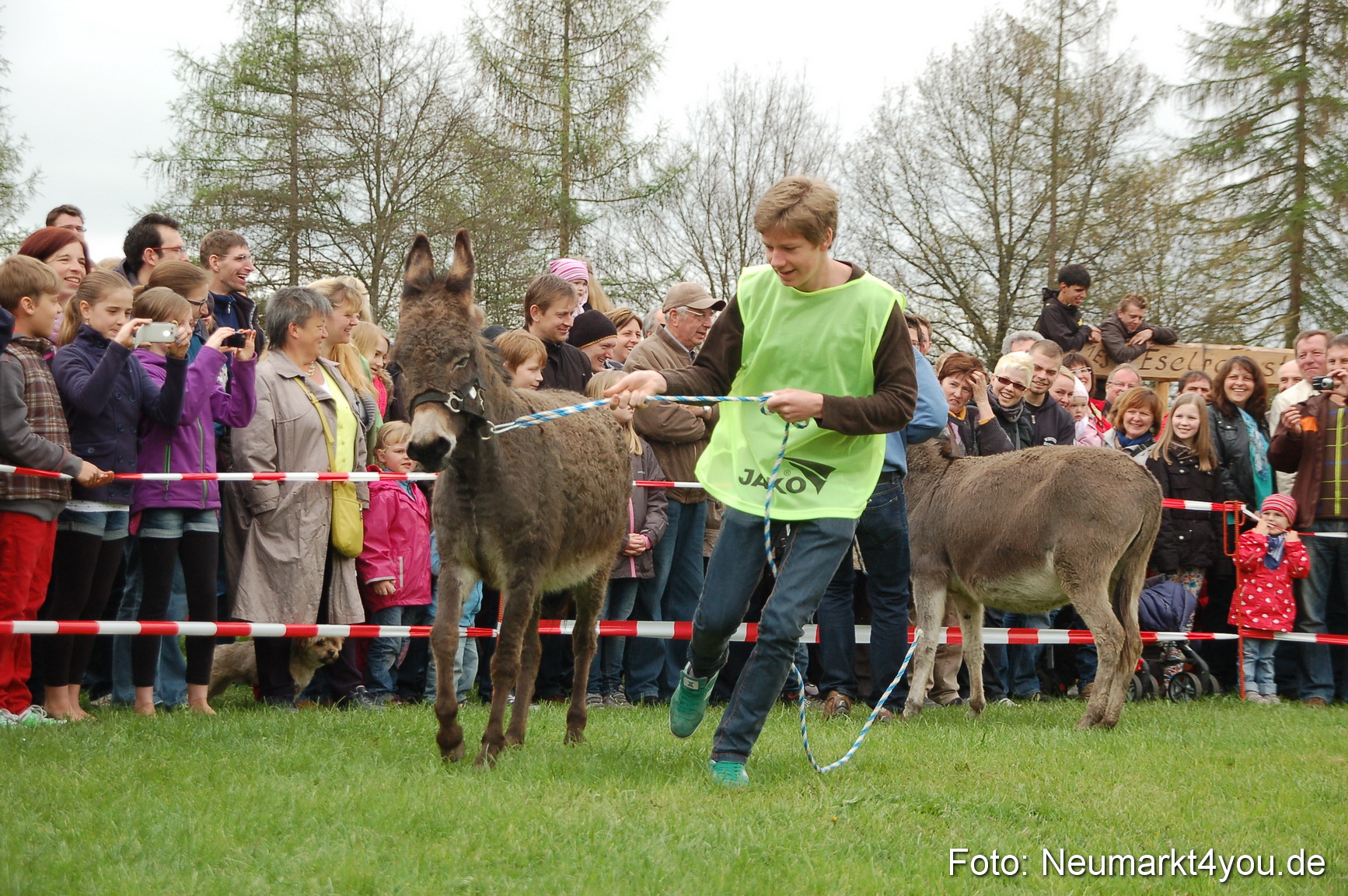 Eselrennen Fruehlingsfest 280413 0039