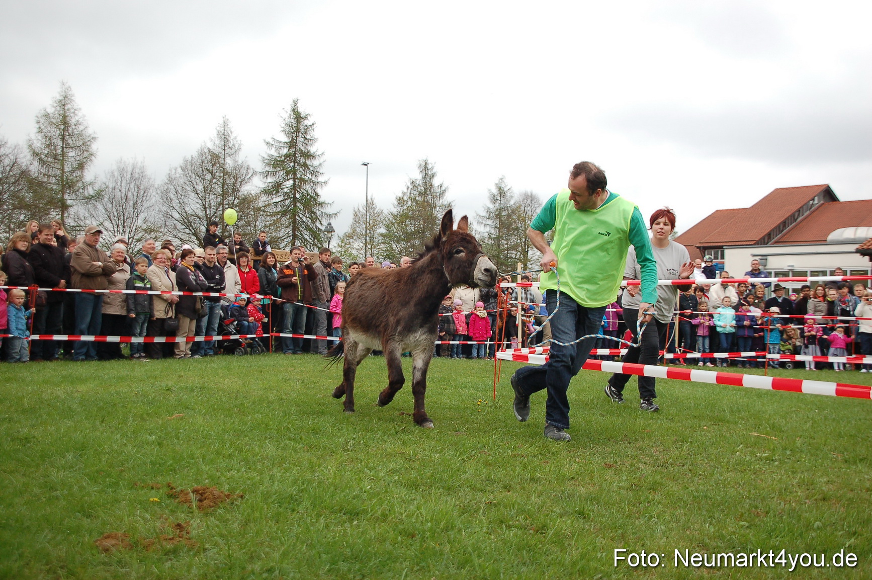 Eselrennen Fruehlingsfest 280413 0047