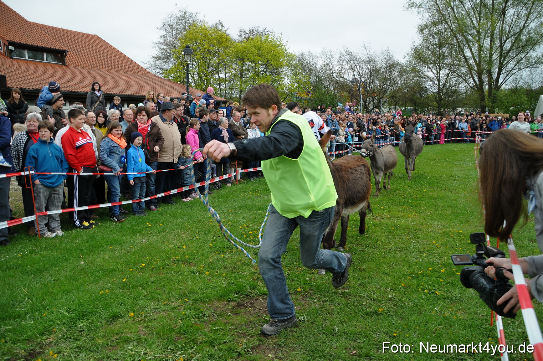 Eselrennen Fruehlingsfest 280413 0051