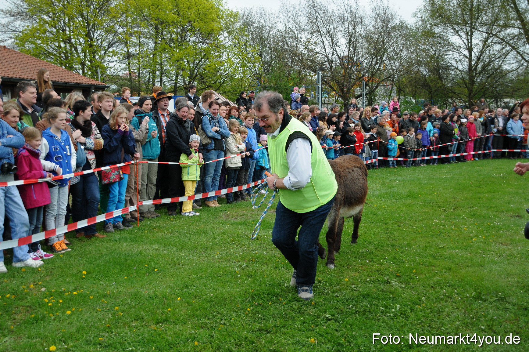 Eselrennen Fruehlingsfest 280413 0054