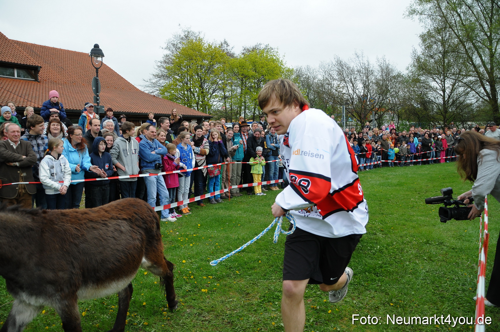 Eselrennen Fruehlingsfest 280413 0055