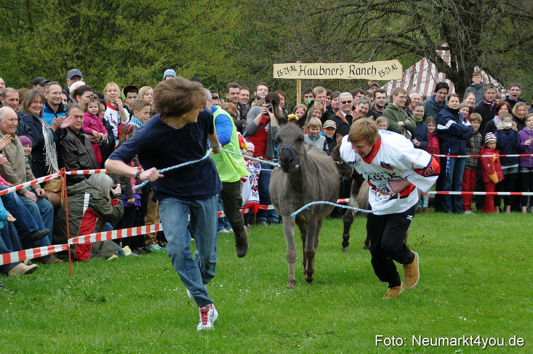 Eselrennen Fruehlingsfest 280413 0057