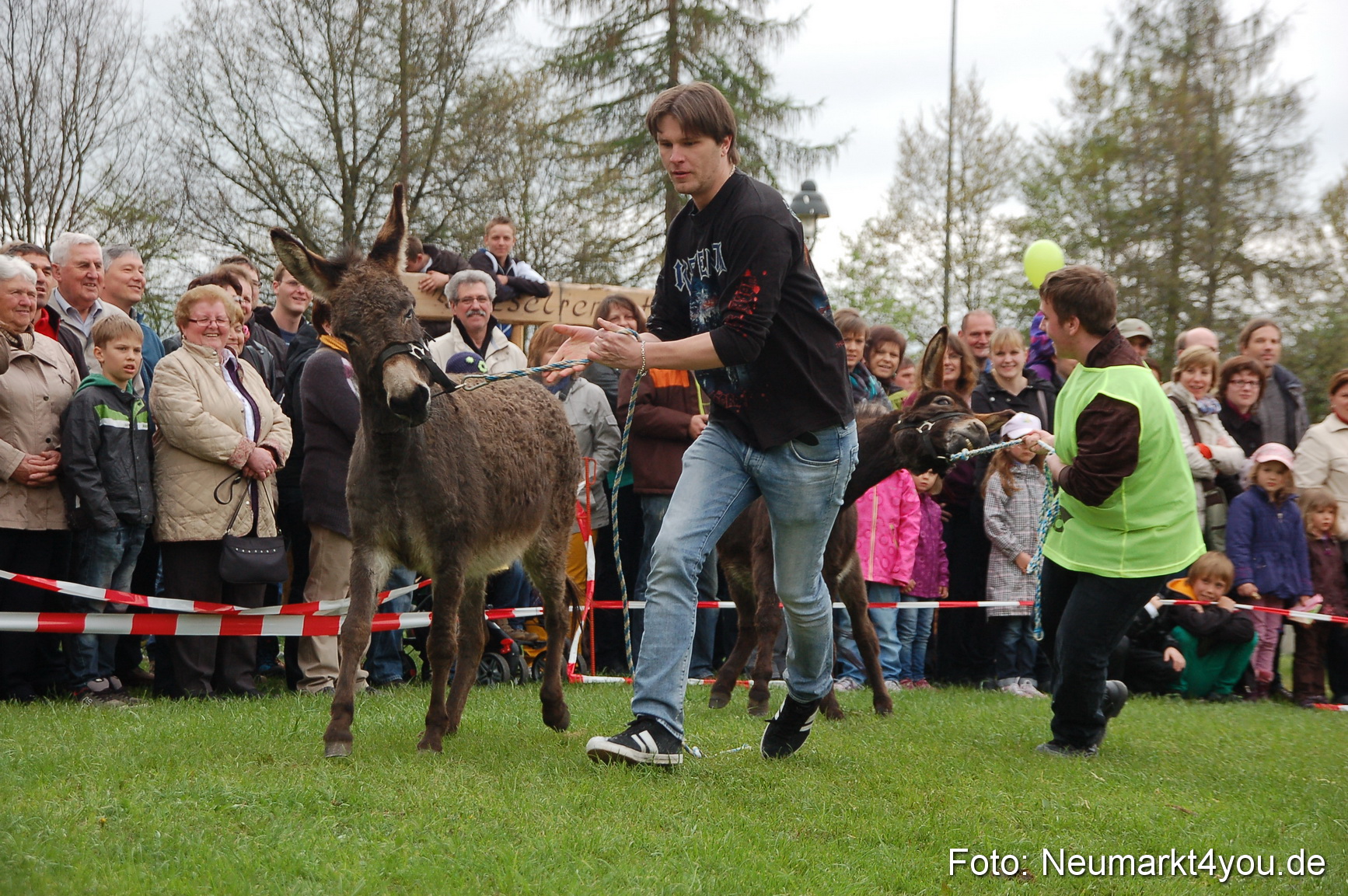 Eselrennen Fruehlingsfest 280413 0089