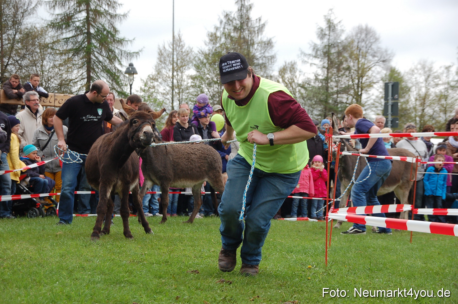 Eselrennen Fruehlingsfest 280413 0099