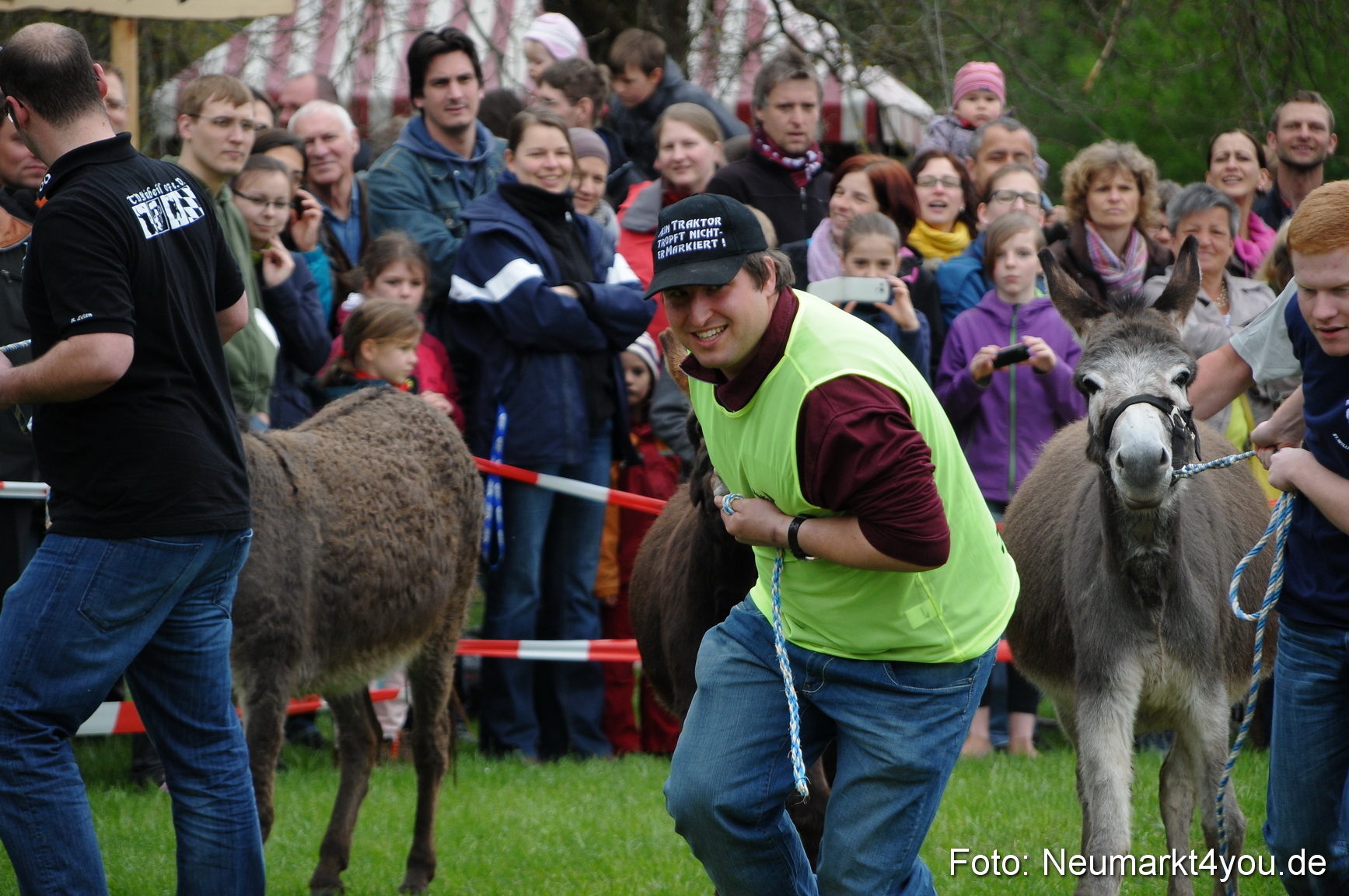 Eselrennen Fruehlingsfest 280413 0100