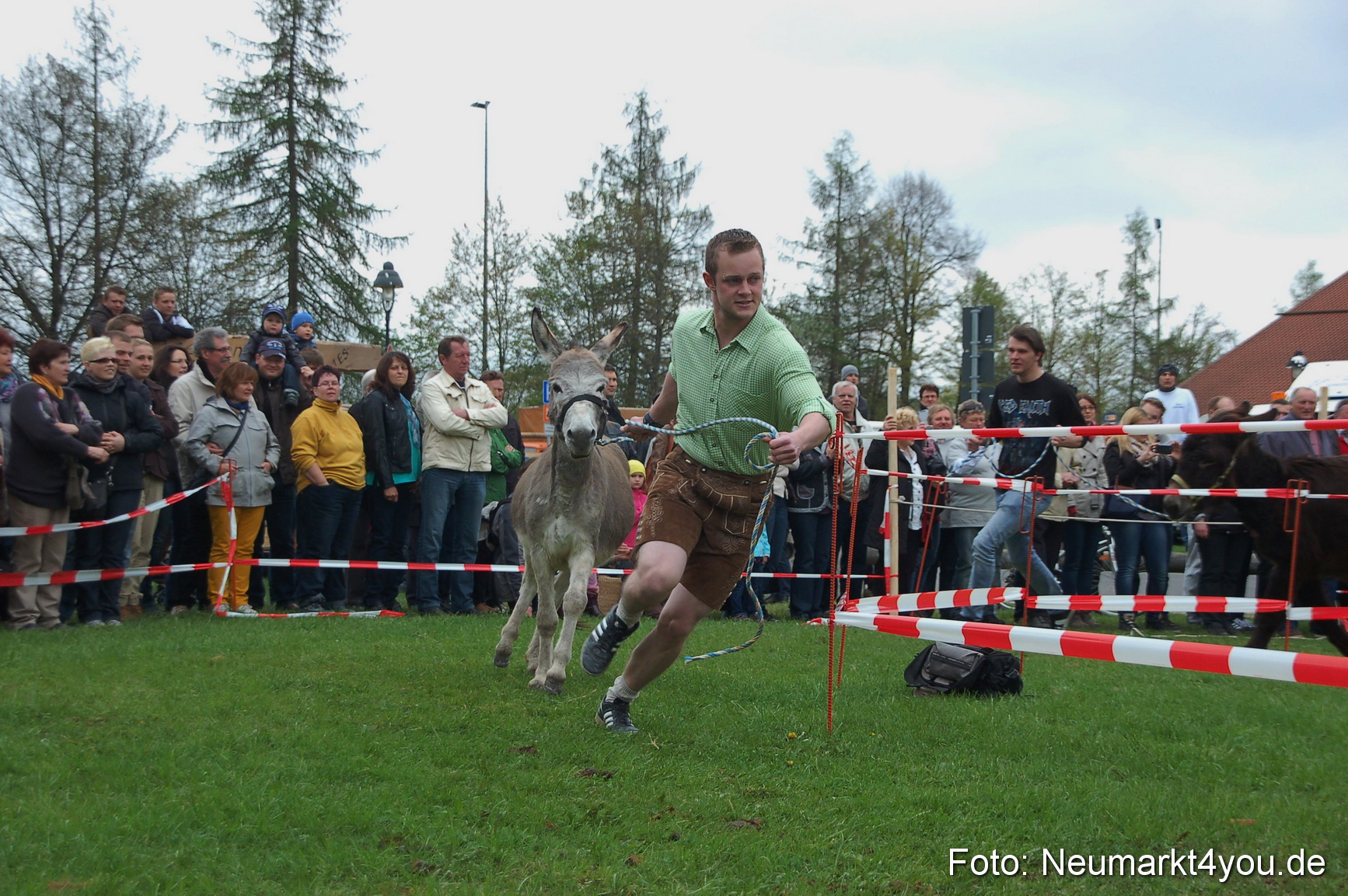 Eselrennen Fruehlingsfest 280413 0127