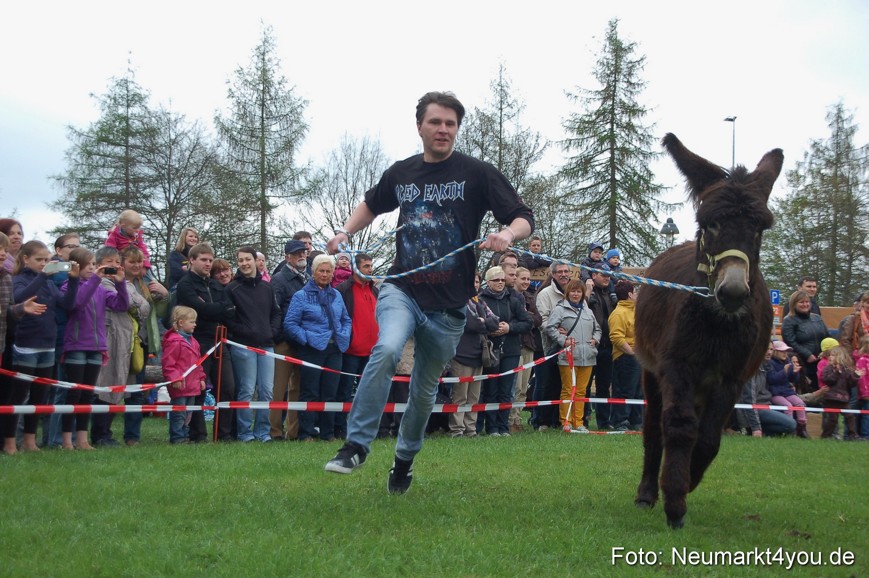 Eselrennen Fruehlingsfest 280413 0128