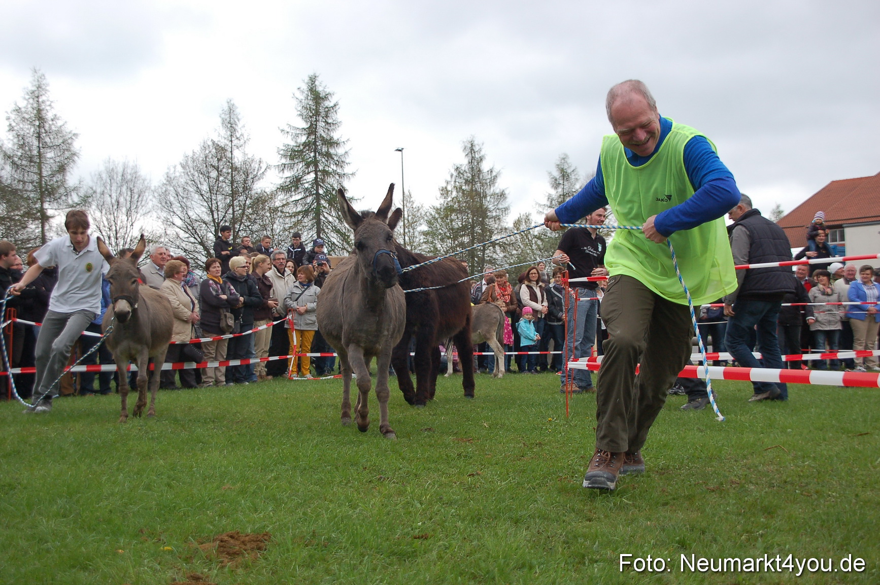 Eselrennen Fruehlingsfest 280413 0146