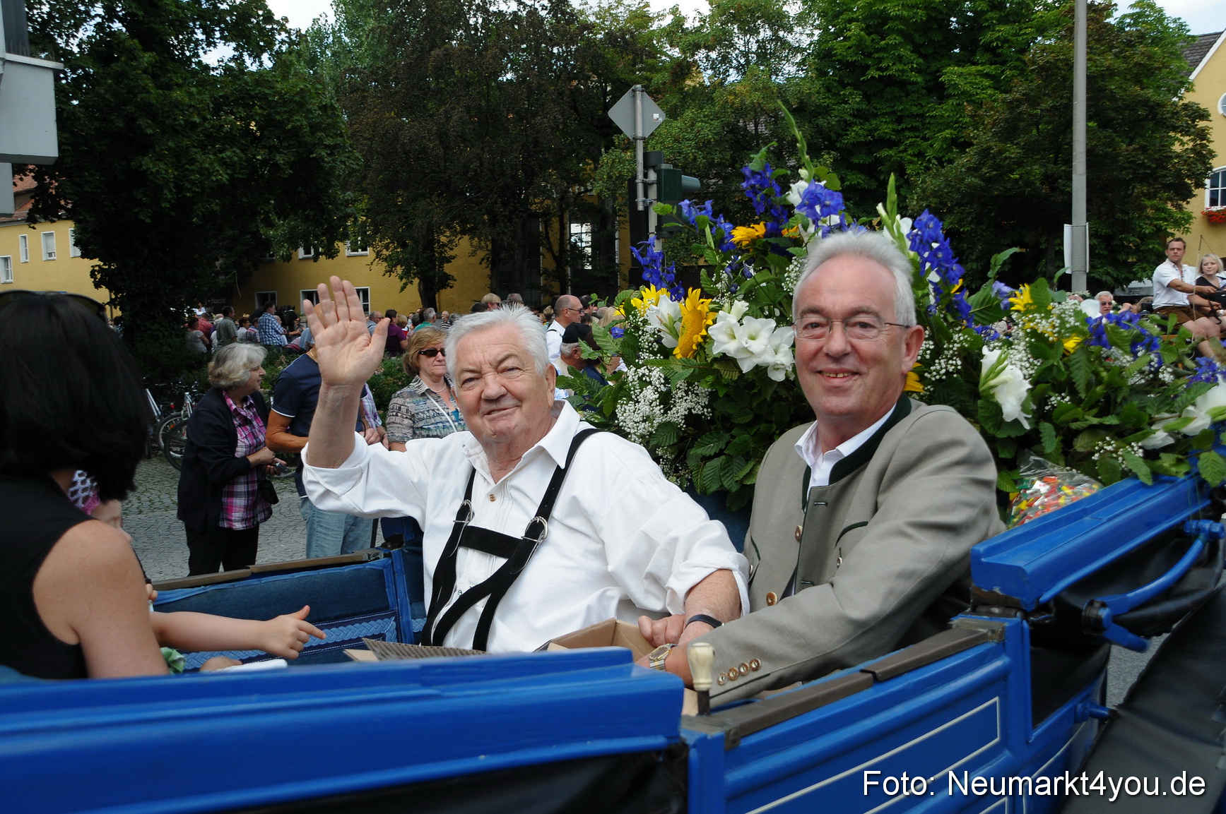 Volksfestzug Neumarkt 110813 0007