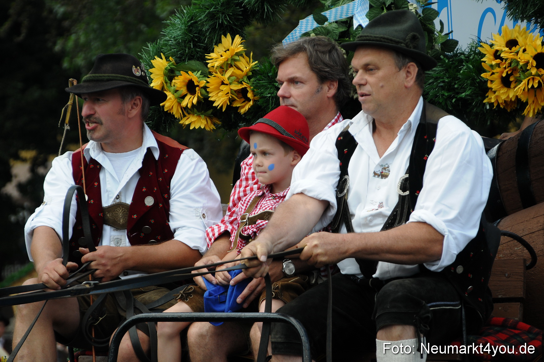 Volksfestzug Neumarkt 110813 0010
